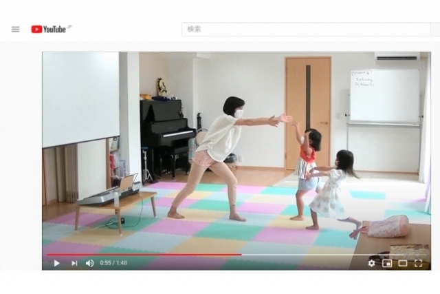 「だしてひっこめてパンパンパン」